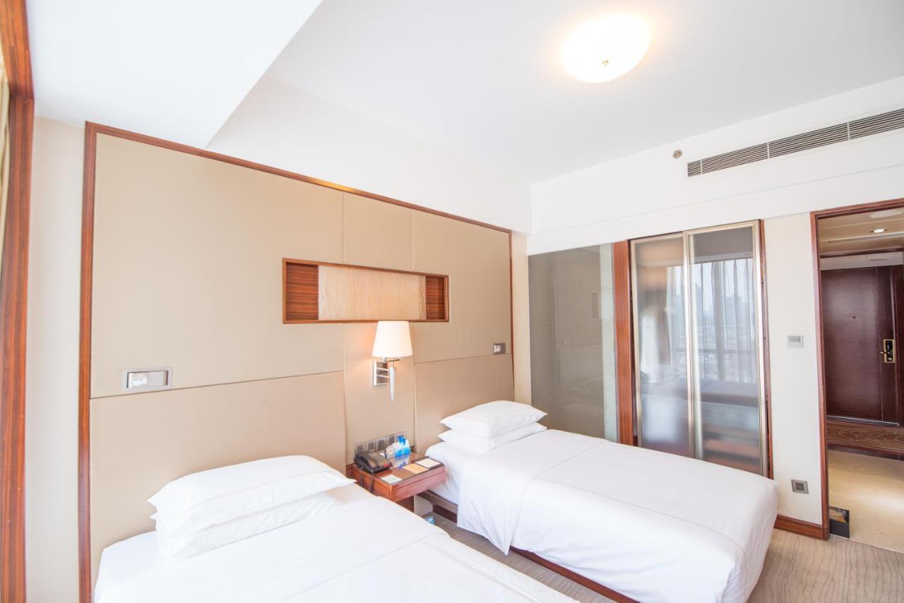 Jinan Silver Plaza Quancheng Hotel Dış mekan fotoğraf